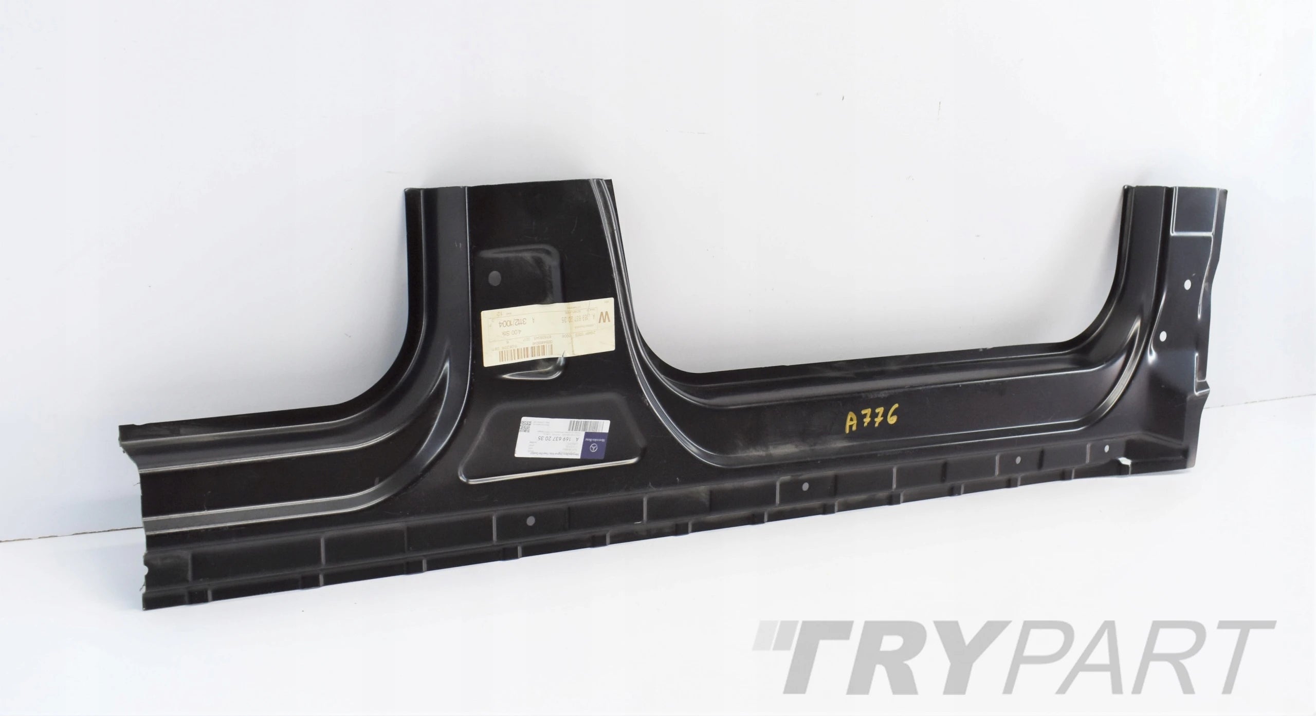 MERCEDES A CLASS W169 RIGHT SILL POST CLADDING