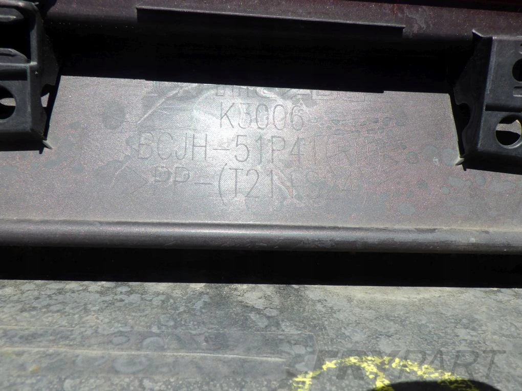 MAZDA 3 BP IV 20- Right Sill Molding