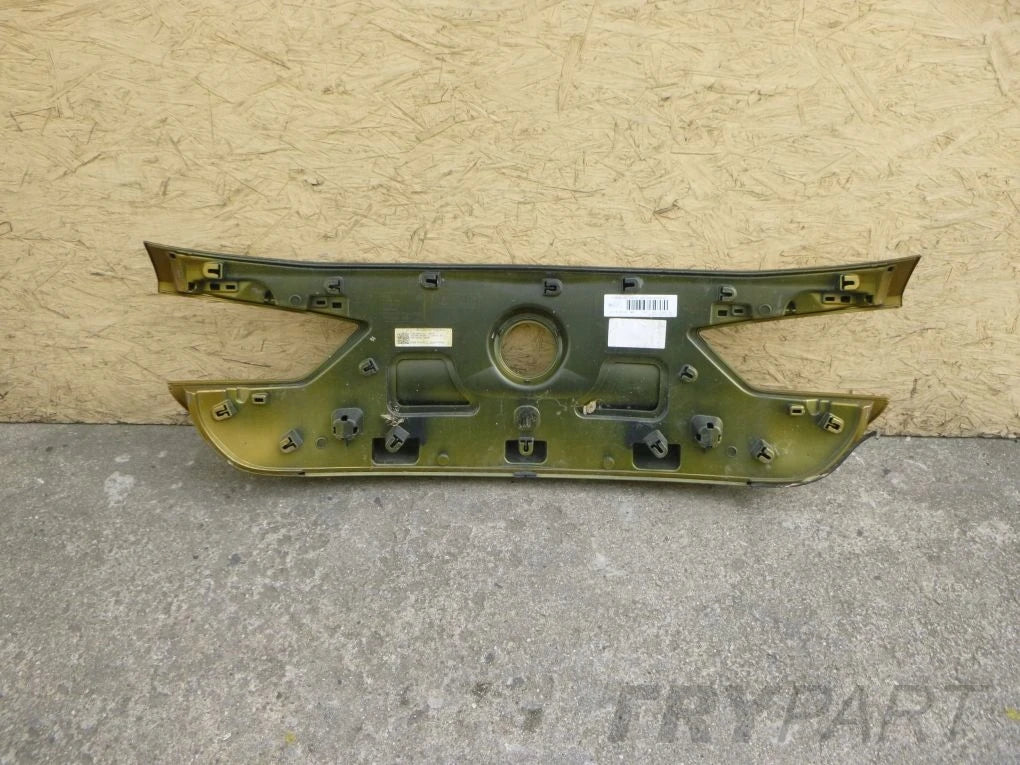BMW X2 F39 flap trim strip