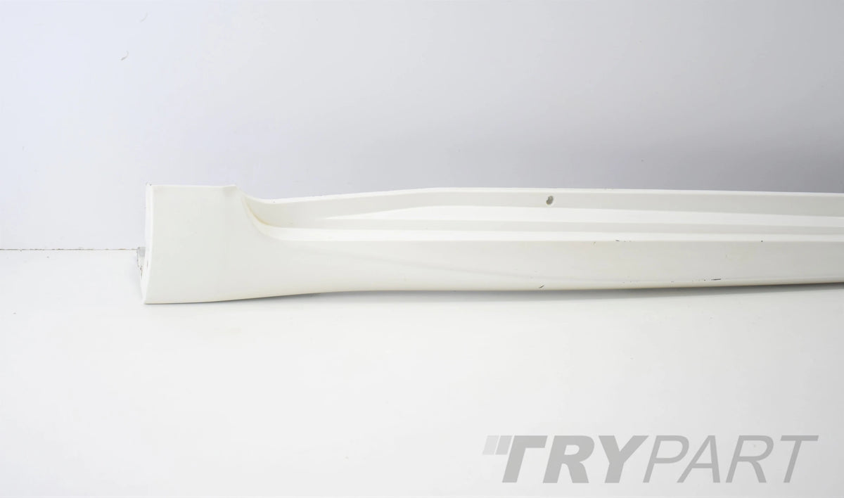 TOYOTA AVENSIS T27 RIGHT SILL MOULDING ORG
