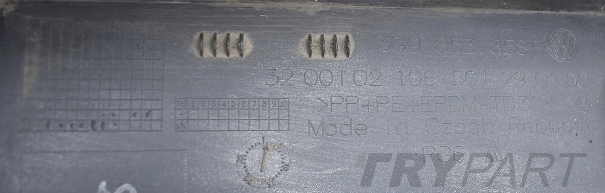 VW PASSAT B8 3G0 RIGHT SILL MOULDING ORG