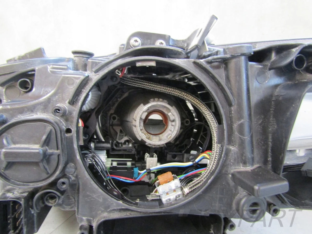 BMW 5 F10 F11 XENON HEADLIGHT ADAPTIVE 10-13 RH RIGHT 727190808