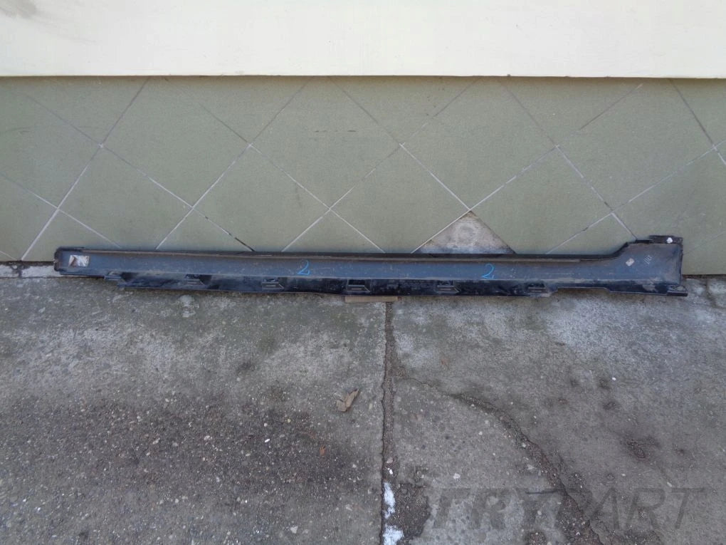 VW PASSAT B8 3G0 14- Right Sill Trim Strip
