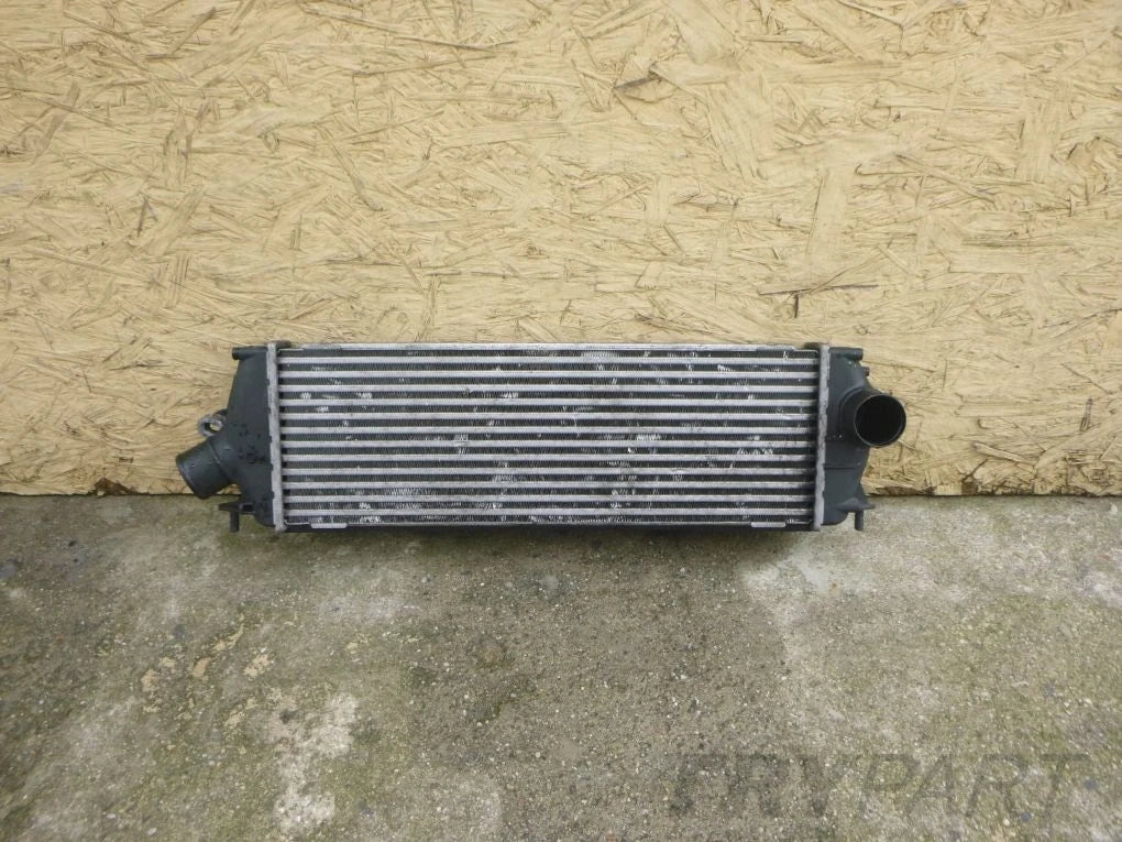 RENAULT TRAFIC VIVARO LIFT 2.0 2.5 06- intercooler