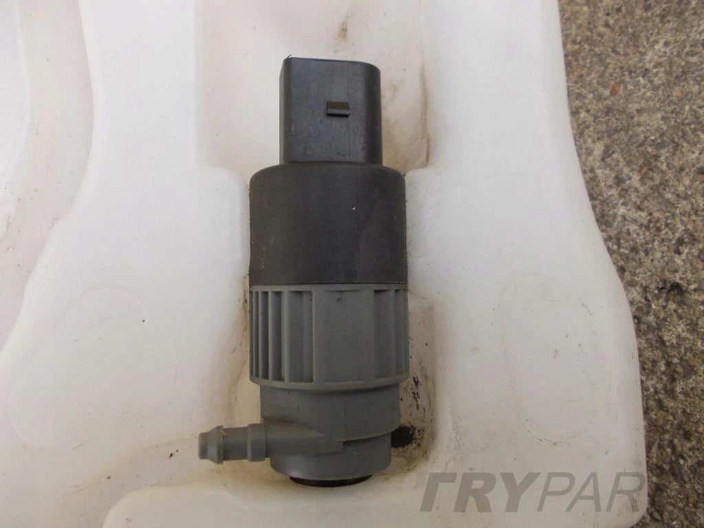 NISSAN QASHQAI Wiper Washer Pump