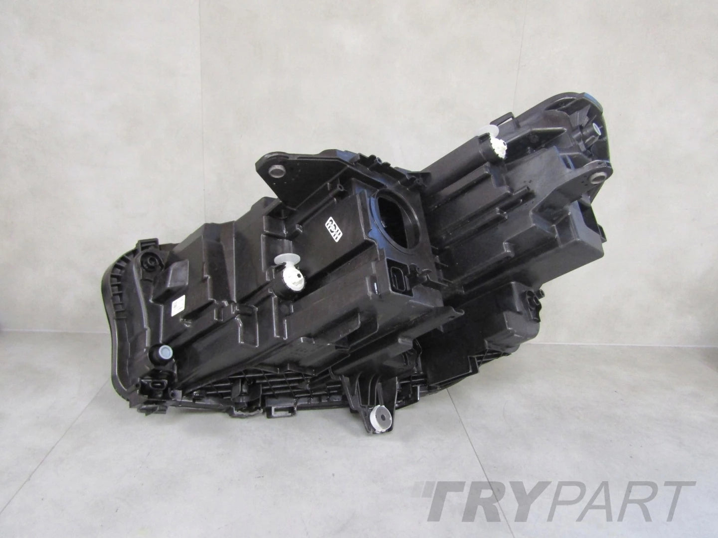 BMW X1 U11 LED HEADLIGHT 22- RH RIGHT 5A5BD44-02