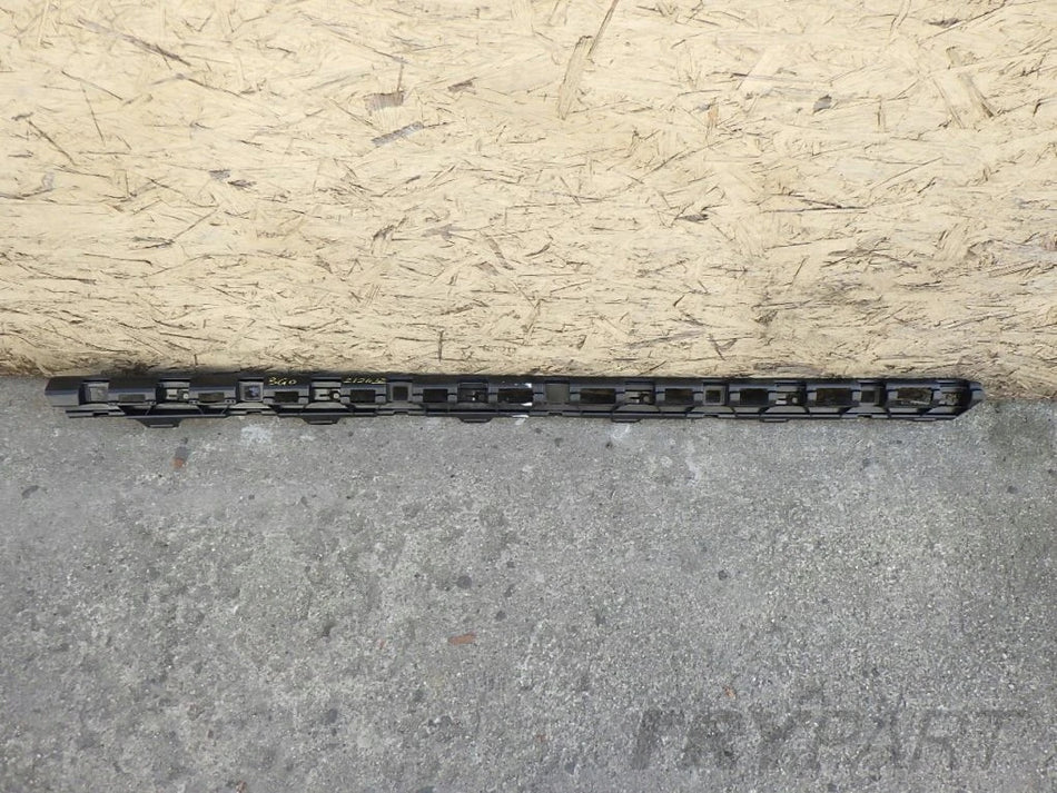 VW Passat B8 3G0 14- Left Sill Mount