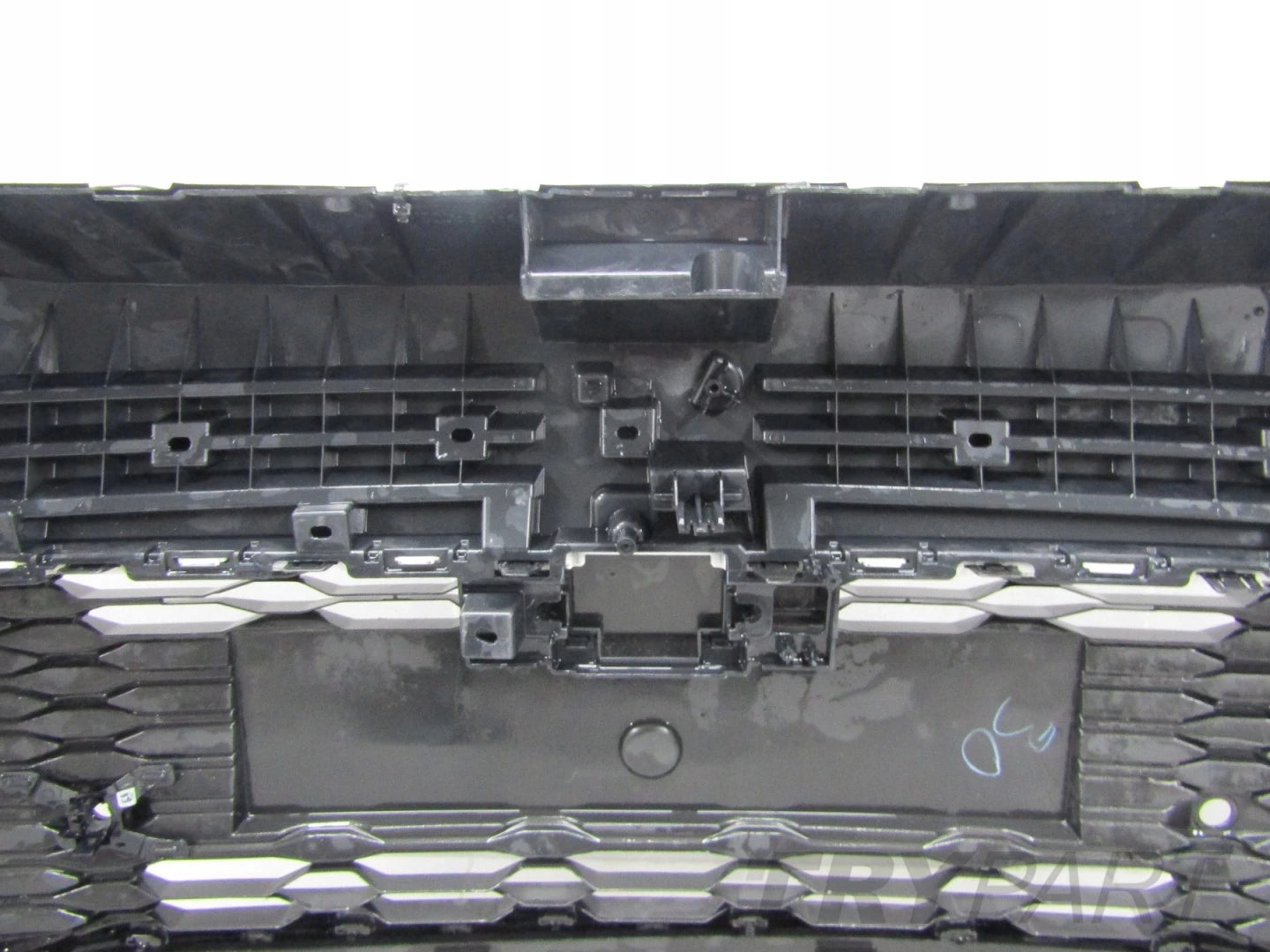 TOYOTA C-HR CHR II 23- Front Bumper (+ reinforcement)