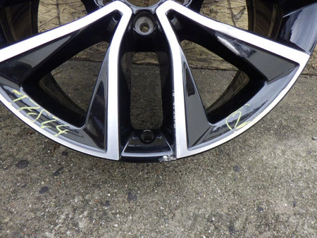 MERCEDES S CLASS 223 8J X 18 ET 37 5X112 Aluminum Rim