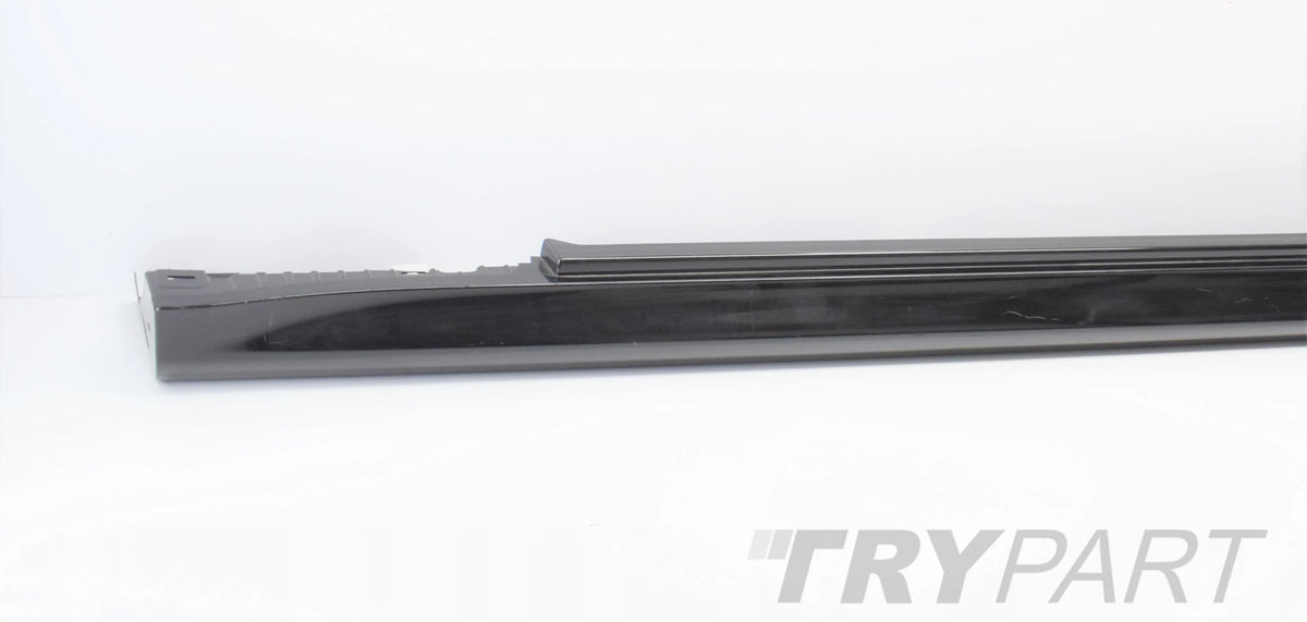 MERCEDES CLS W257 LEFT SILL STRIP ORG