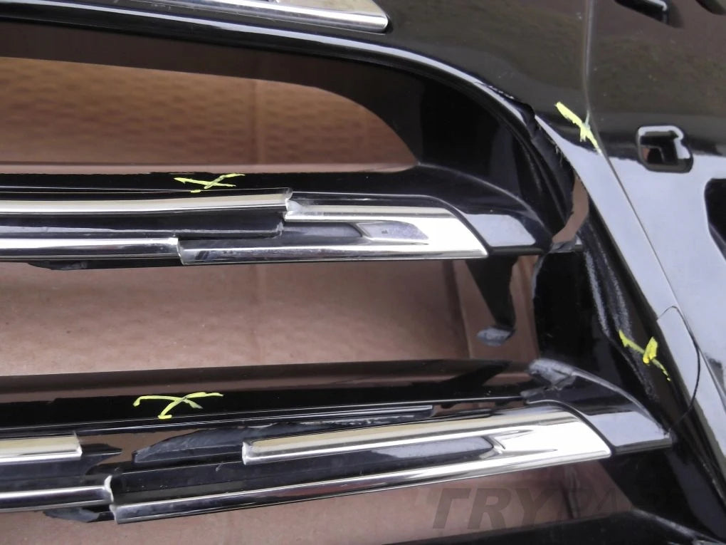 RENAULT MEGANE IV 4 Chrome Dummy Grille Upper Left