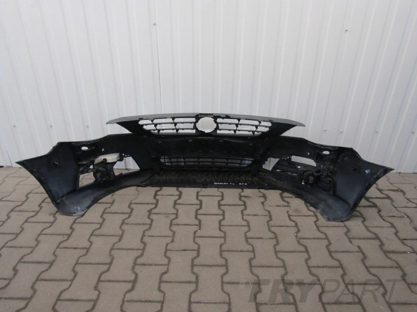 Front Bumper VW Passat CC 3C8 08-12