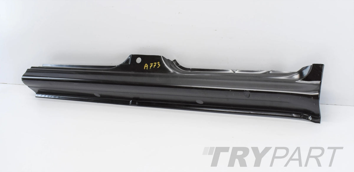 SKODA OCTAVIA I 1U0 LEFT SILL HOUSING ORG NEW