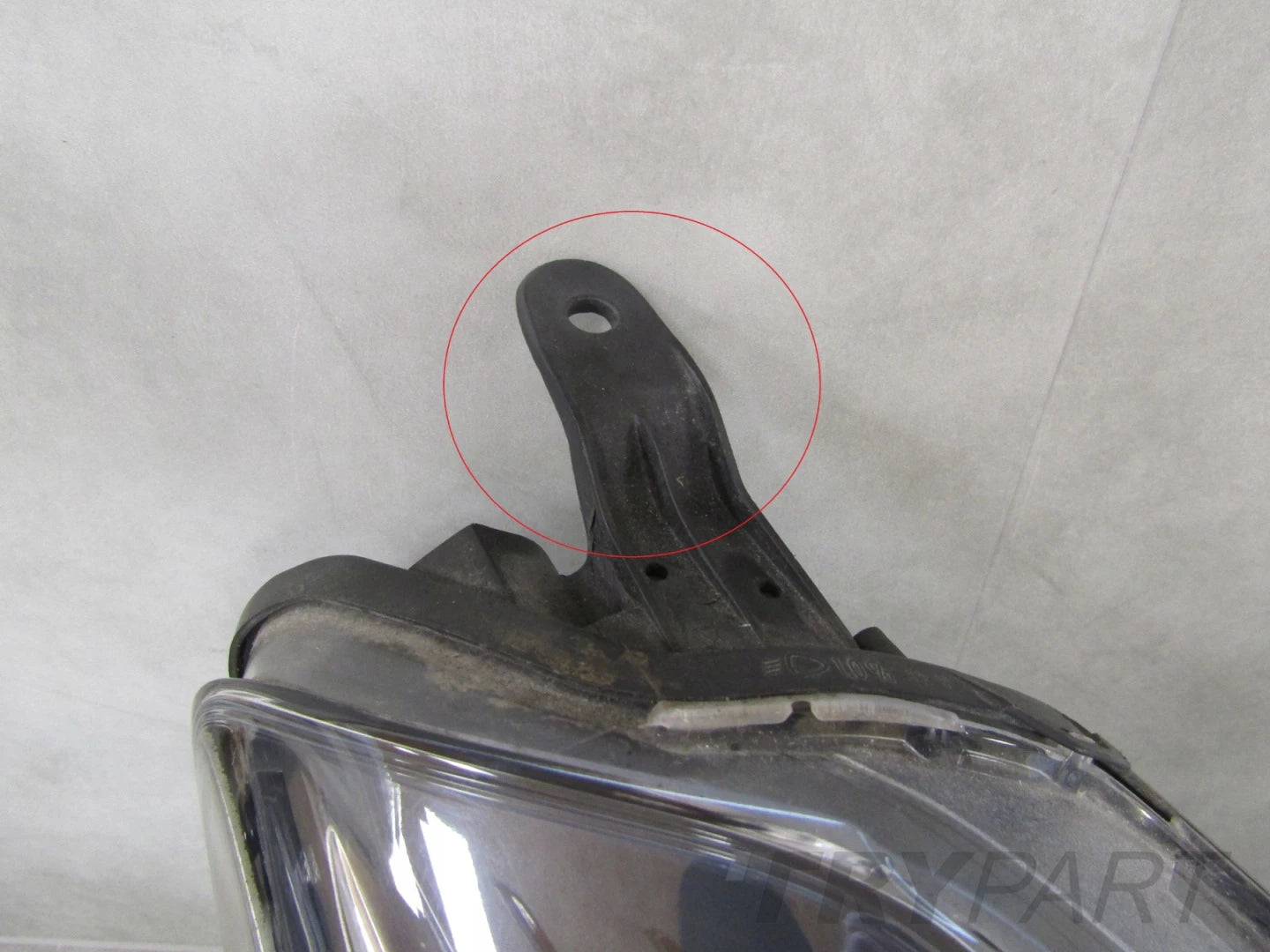 Front Lamp Toyota Yaris 3 III Facelift STANDARD LENS + LED 17-20 RH