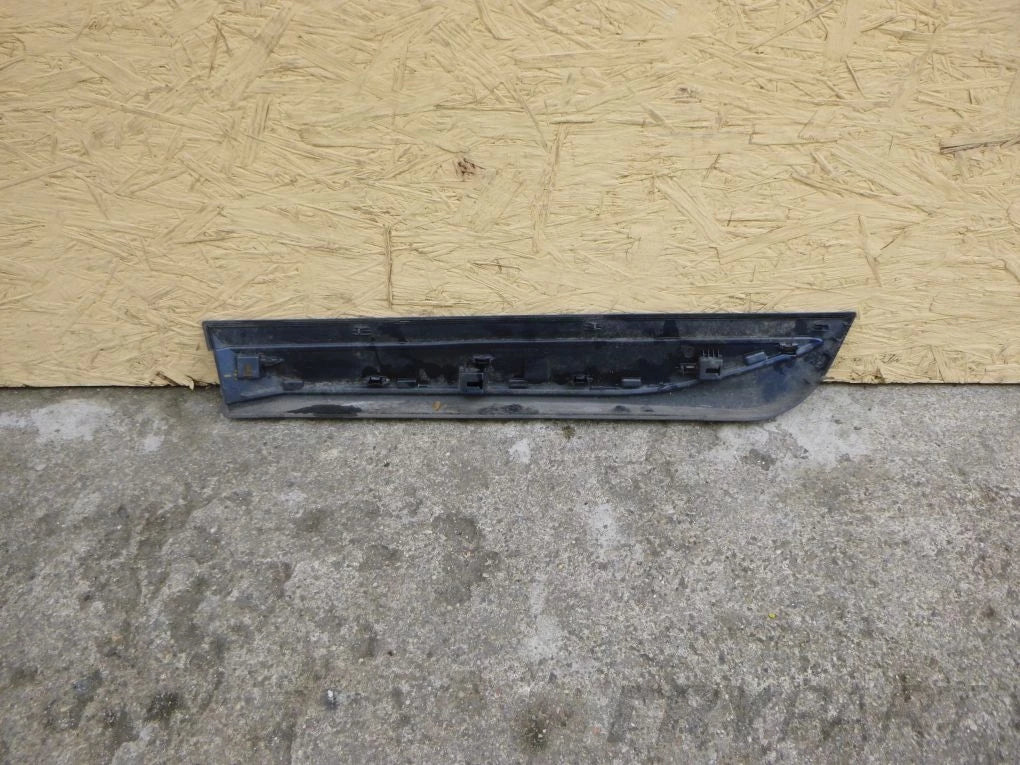 YARIS III LIFT IV 17- Right Rear Door Molding