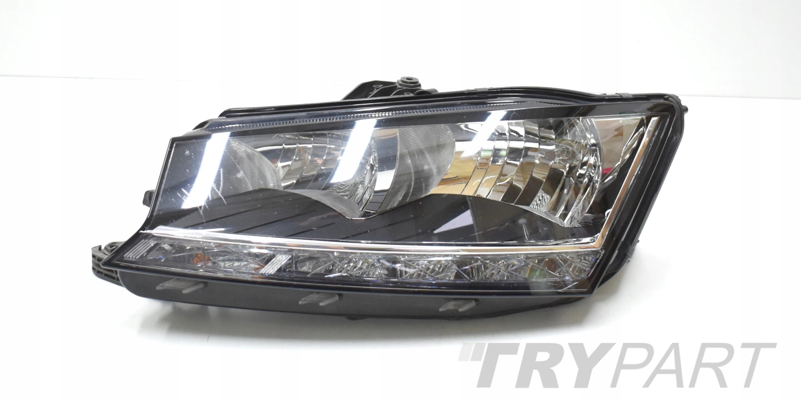 SKODA FABIA III LIFT 6V1 HEADLIGHT LEFT FRONT EU ORG 6V1941015D
