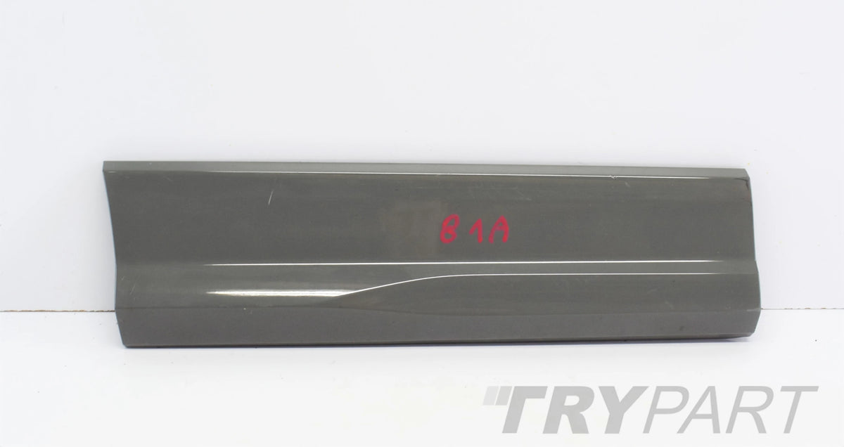 AUDI Q2 81A S LINE REAR DOOR MOULDING RIGHT ORG