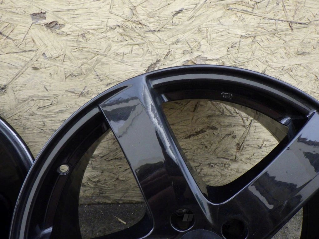 Alutec Freeze black 7.5J x18 5x112 ET40 aluminum rim
