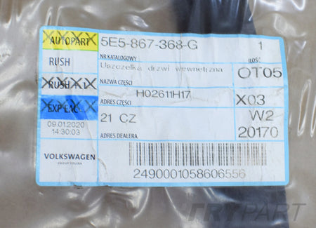 SKODA OCTAVIA III 5E5 DOOR SEAL RIGHT REAR