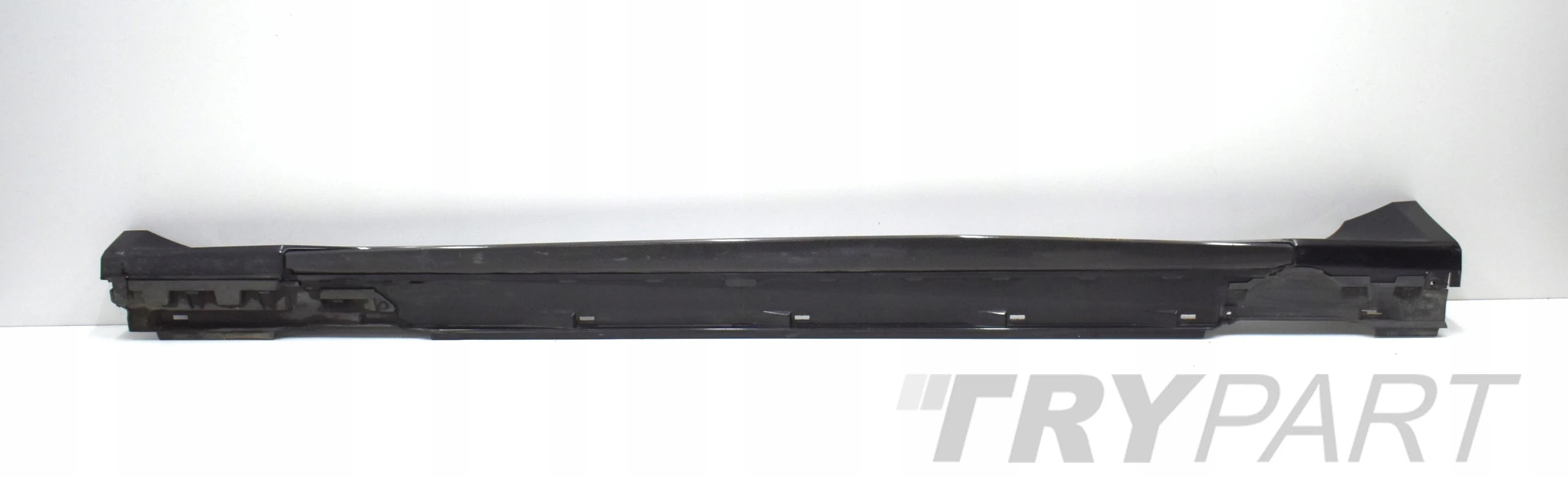 AURI RS6 C8 LEFT SILL COVER ORG CARBON FIBER