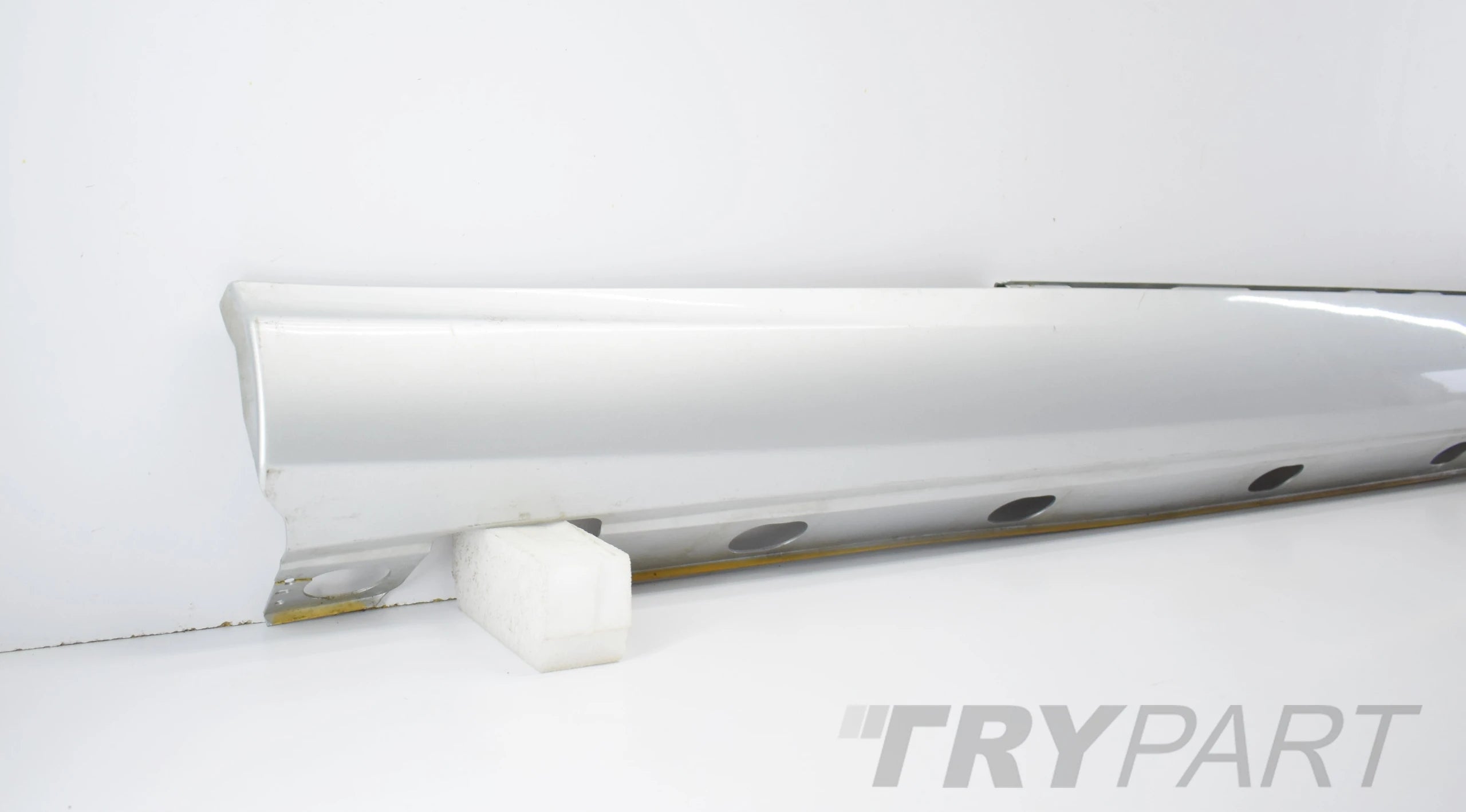 MERCEDES CL W216 RIGHT SILL MOULDING ORG