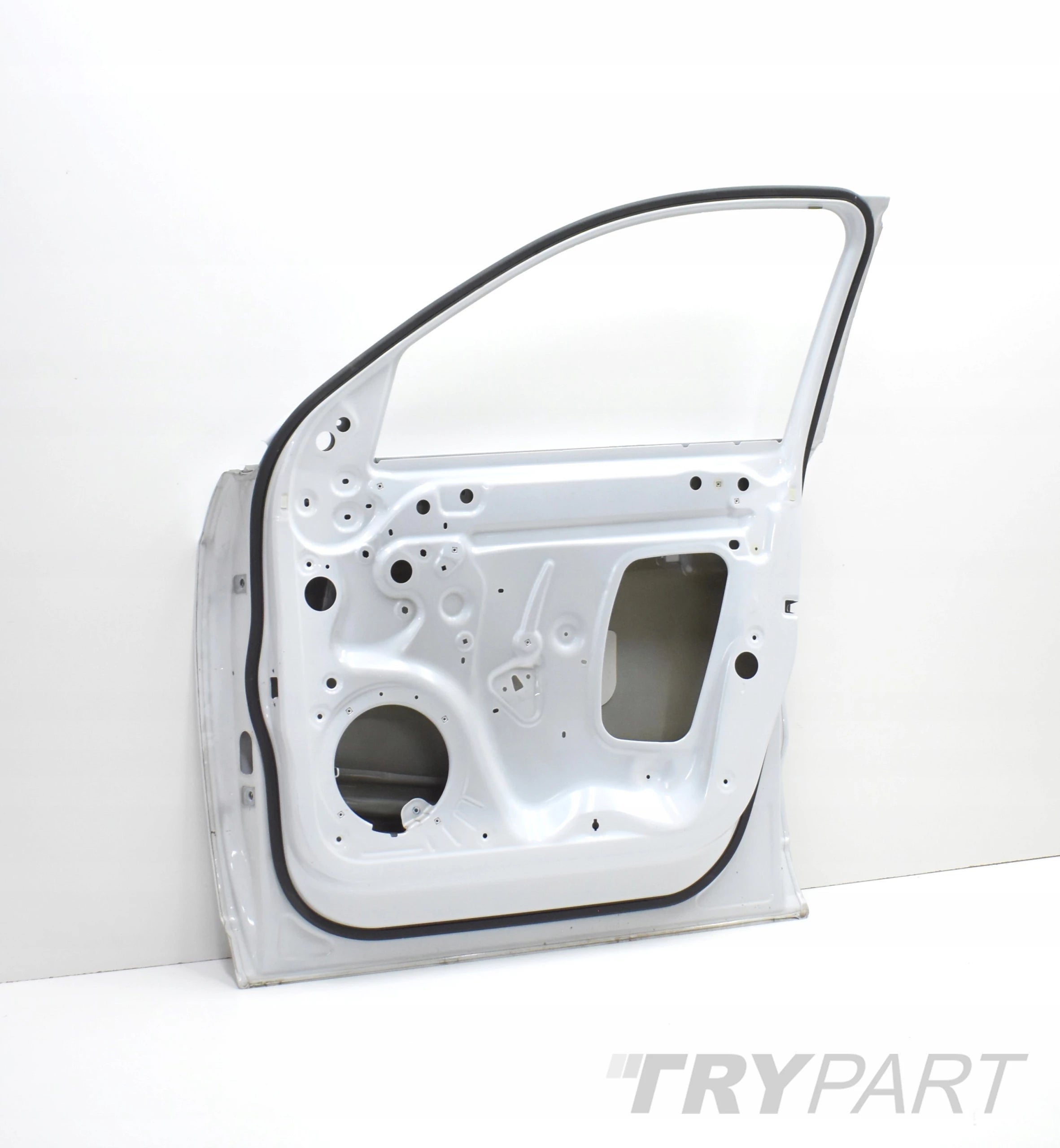 AUDI Q3 8U0 PASSENGER SIDE FRONT DOOR ORG