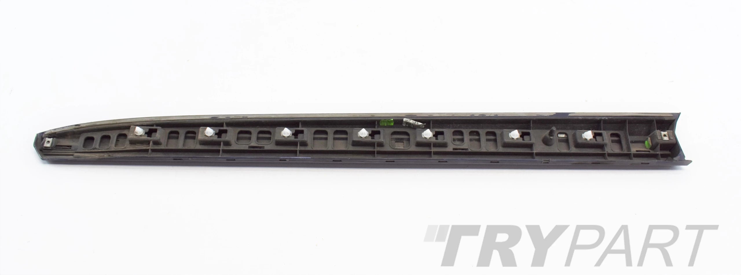 VW ARTEON 3G8 RIGHT FRONT DOOR MOULDING