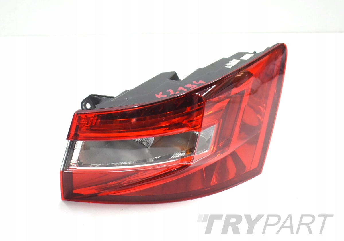 SKODA SUPERB III 3V9 RIGHT REAR LIGHT ORIGINAL EU ESTATE 3V9945208A
