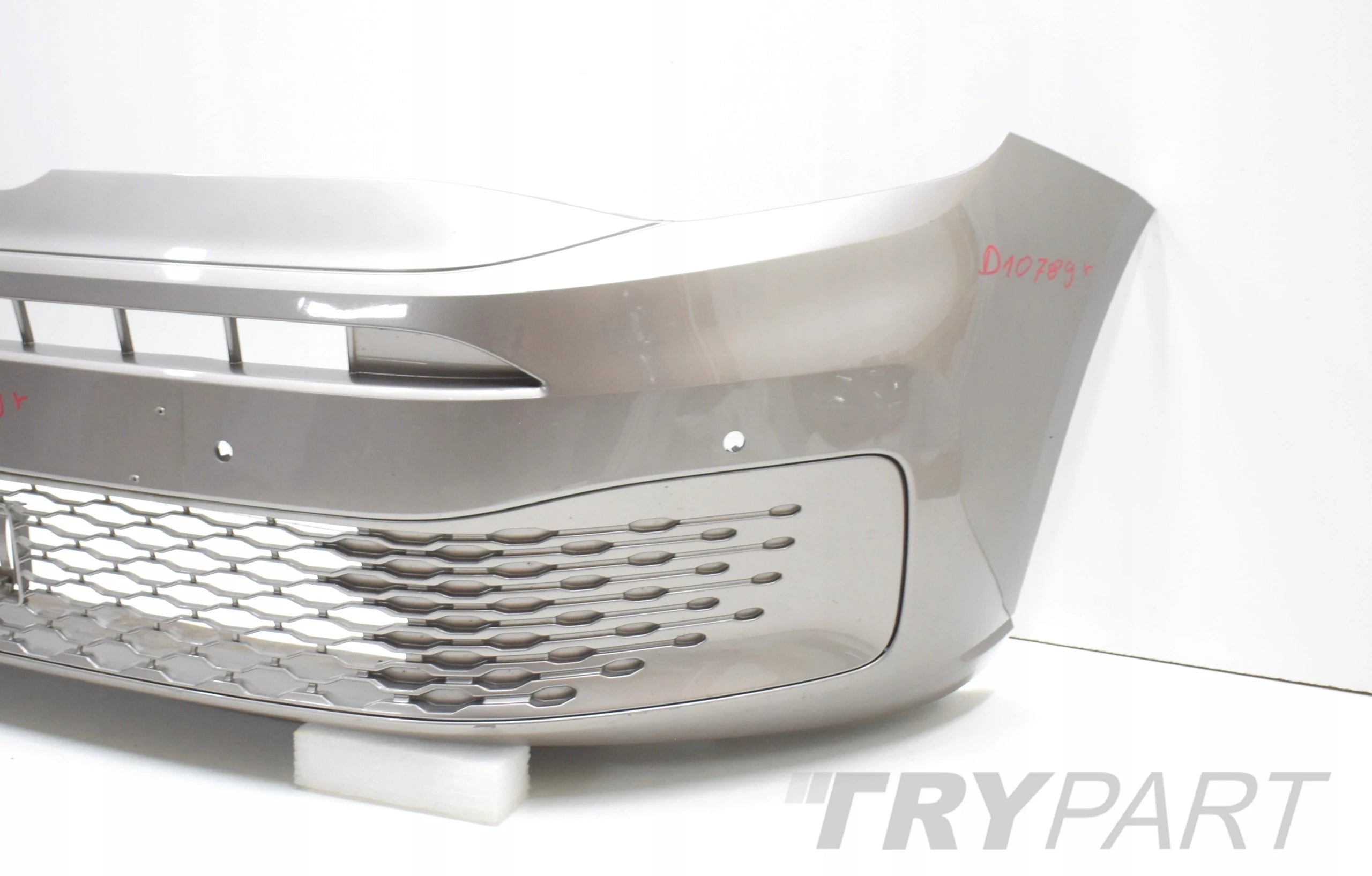 VW CADDY 2K7 FRONT BUMPER ORG