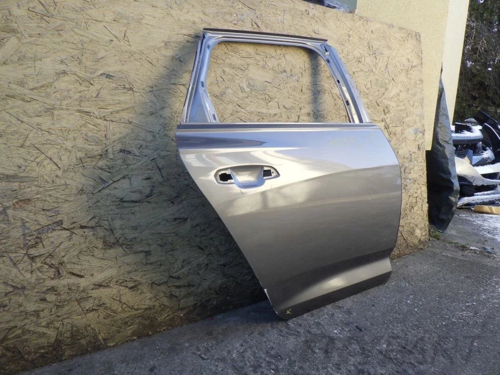 AUDI A6 C8 4K9 KOMBI Rear Right Door
