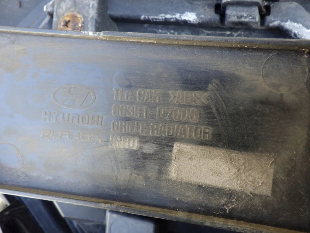 HYUNDAI TUCSON 3 III 15- Grille Emblem
