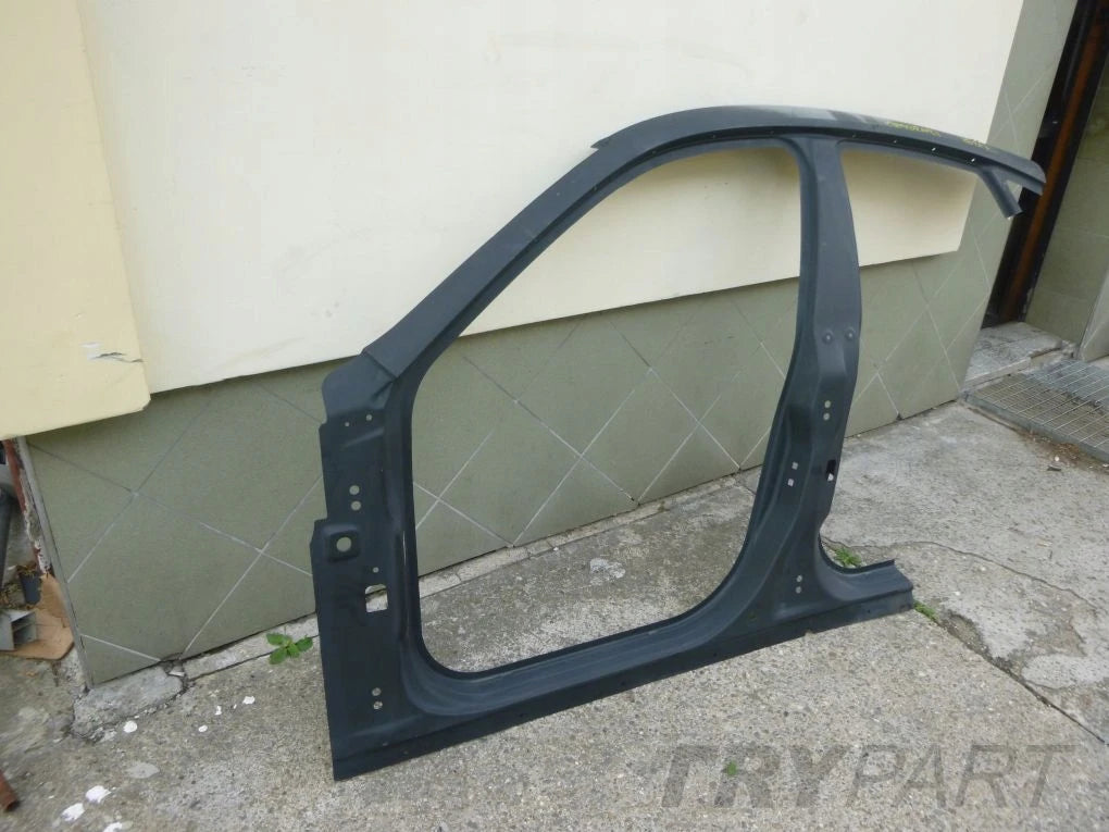 MASERATI LEVANTE 2016- Left Pillar Trim