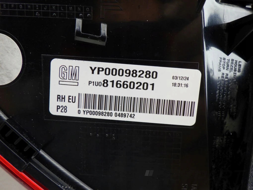 OPEL GRANDLAND X 17- Right Rear Lamp