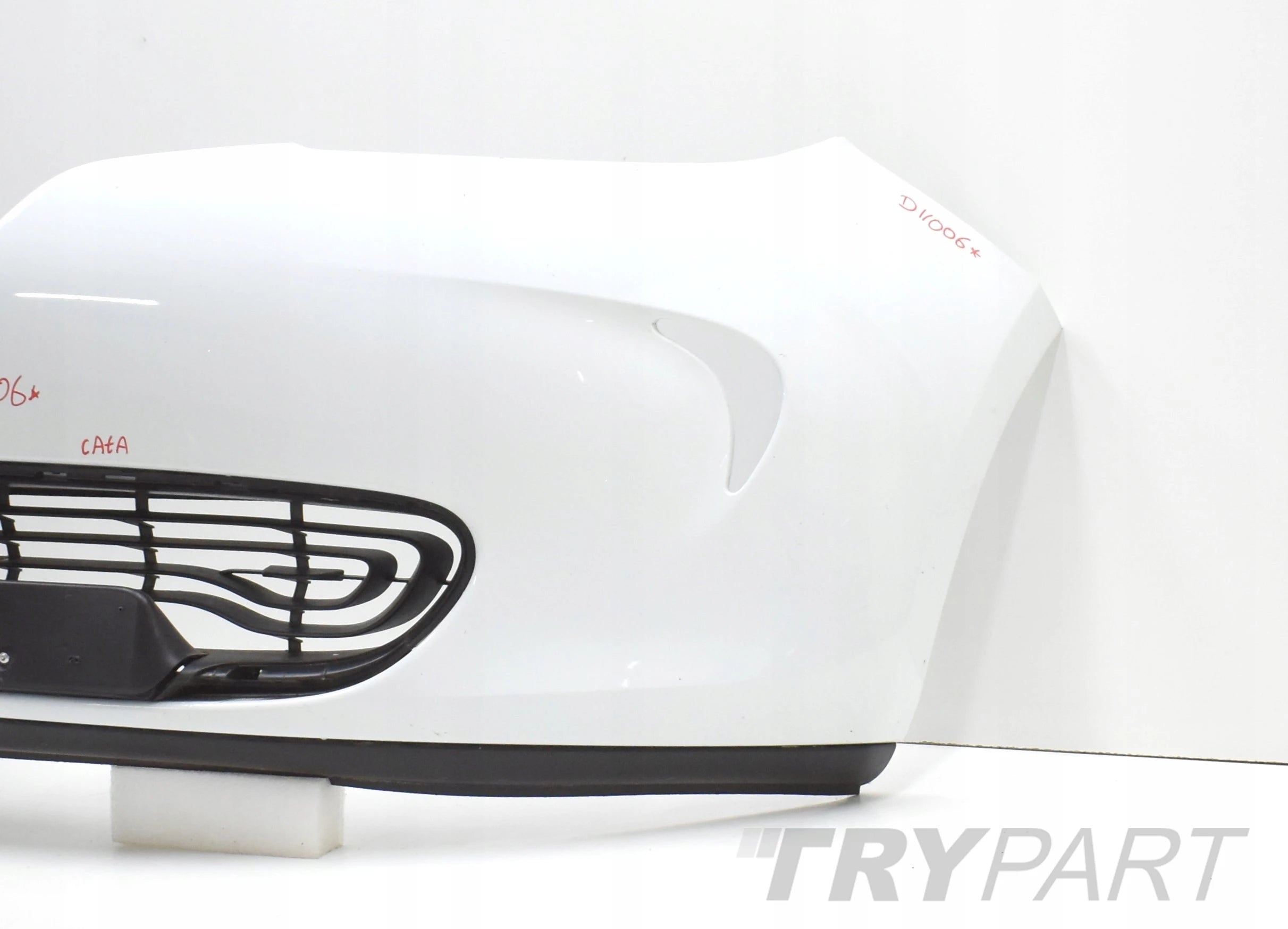 RENAULT ZOE FRONT BUMPER ORIGINAL + GRILLE