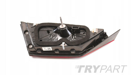 BMW 1 F40 RIGHT REAR LAMP IN TAILGATE ORG EU