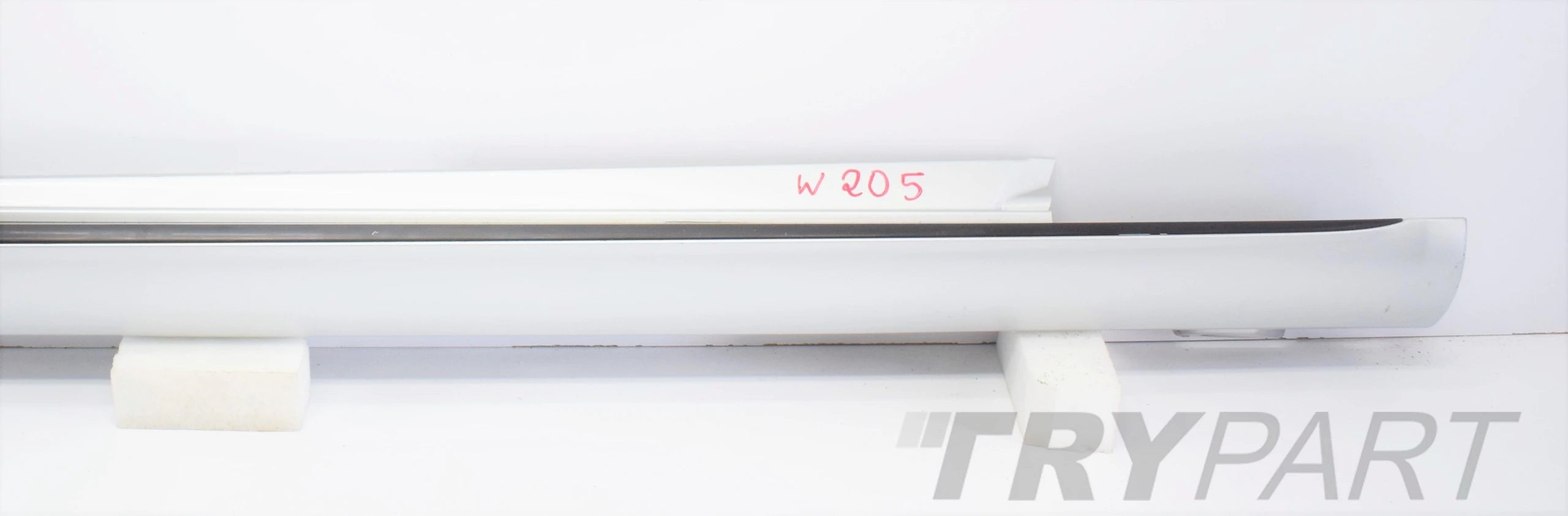 C CLASS W205 NIGHT PACKAGE RIGHT SILL PANEL DOOR SILL