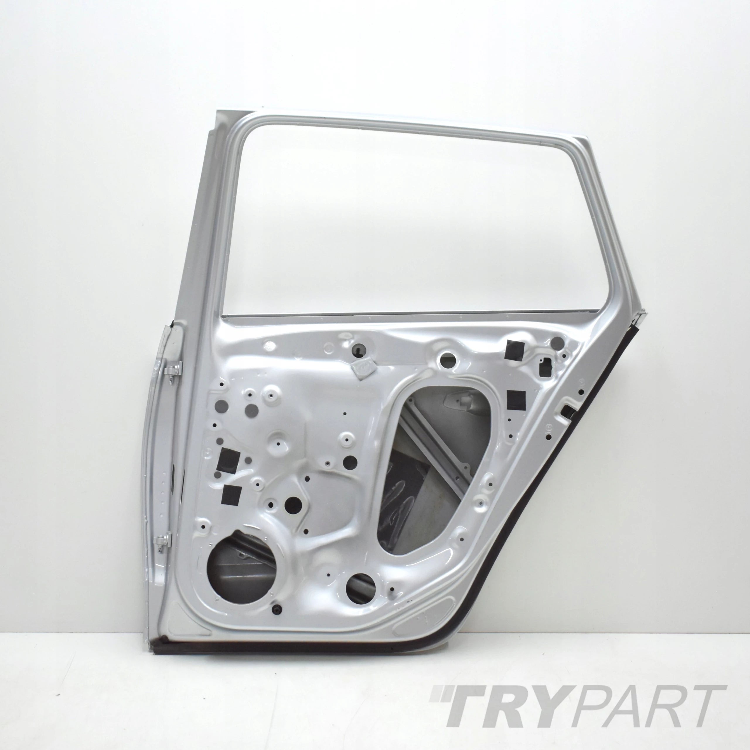 SKODA KAMIQ 658 DOOR RIGHT REAR ORG