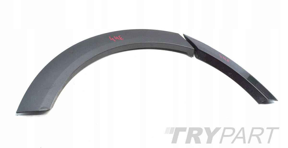 AUDI E TRON 4KE RIGHT REAR FENDER TRIM OEM