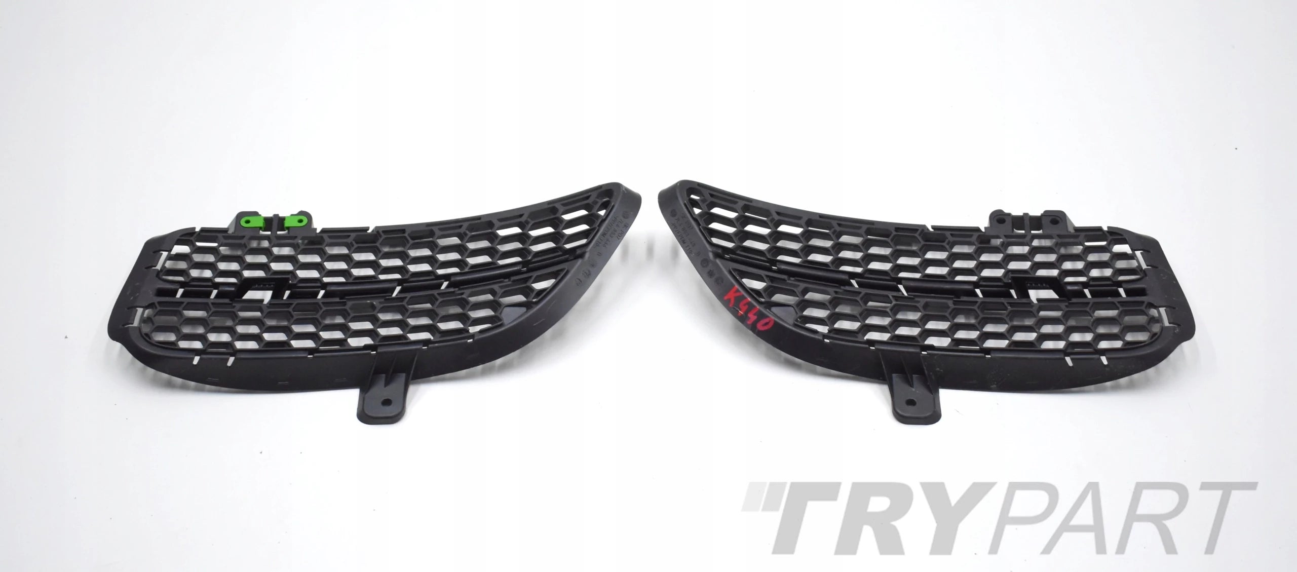 VW TOUAREG 7L6 LEFT RIGHT FRONT BUMPER GRILLE NEW ORG
