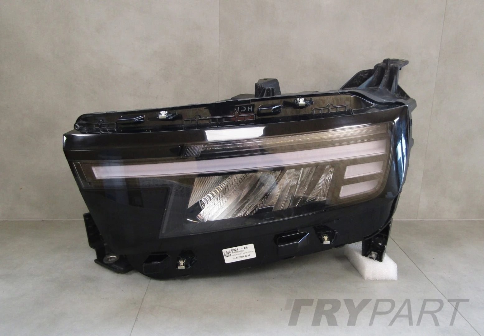FRONT LAMP OPEL FRONTERA LED 24- LH LEFT 9850142580