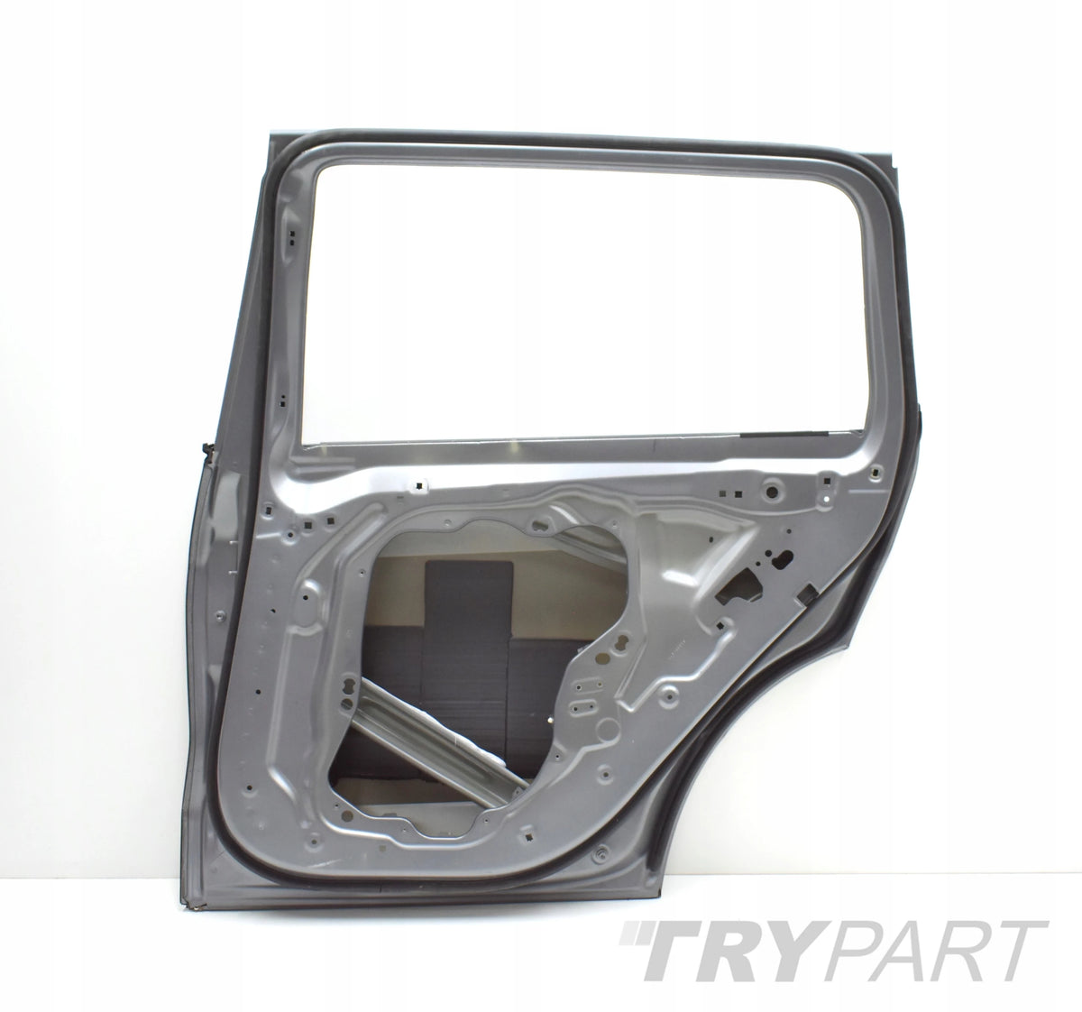 BMW X7 G07 Rear Right Door + Trim Strip