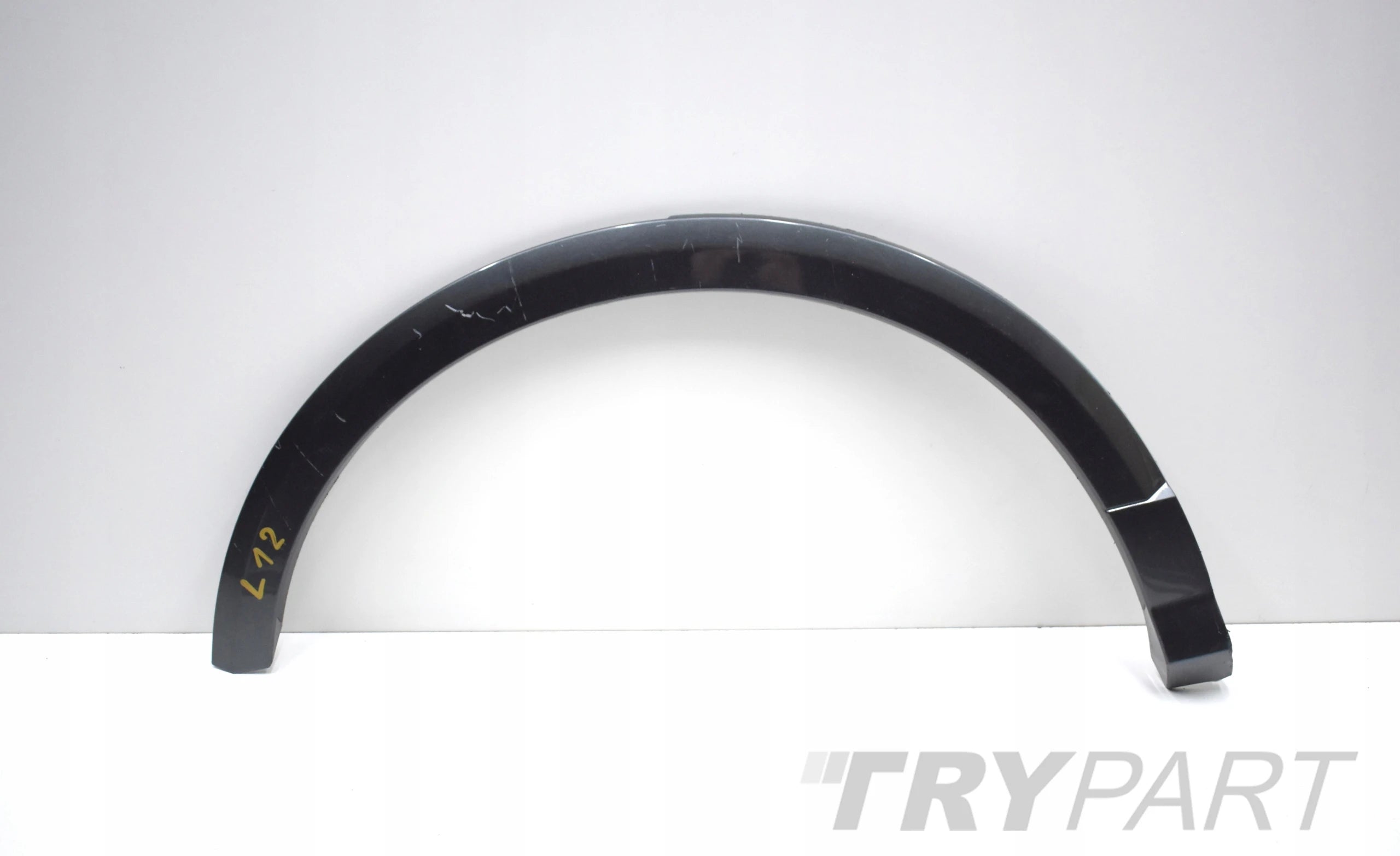 AUDI Q2 81A RIGHT REAR FENDER MOLDING ORG