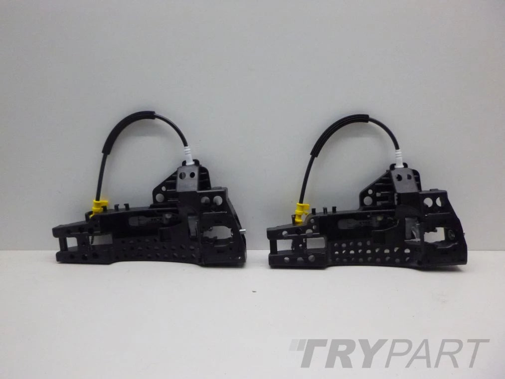 AUDI A4 B8 A5 8K RIGHT DOOR LOCK