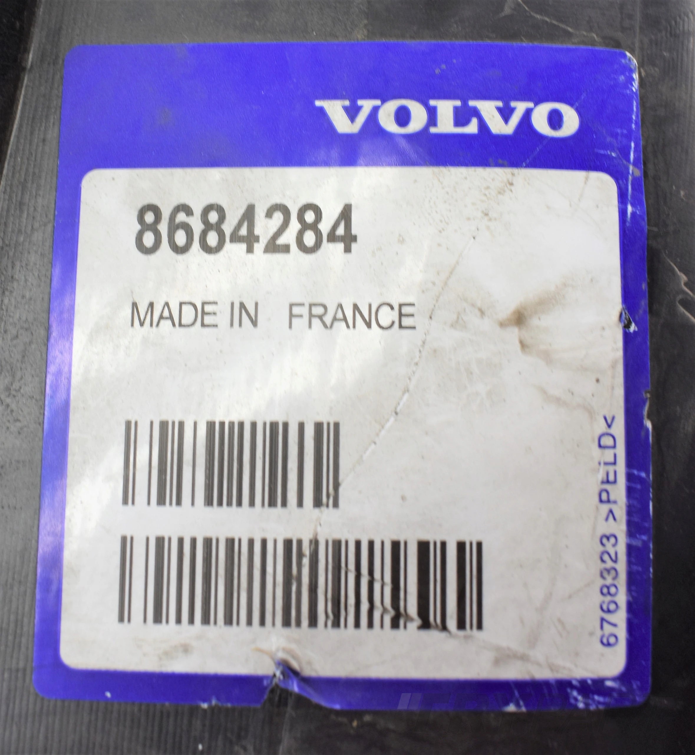 VOLVO V70 REAR LEFT FENDER NEW ORIGINAL!