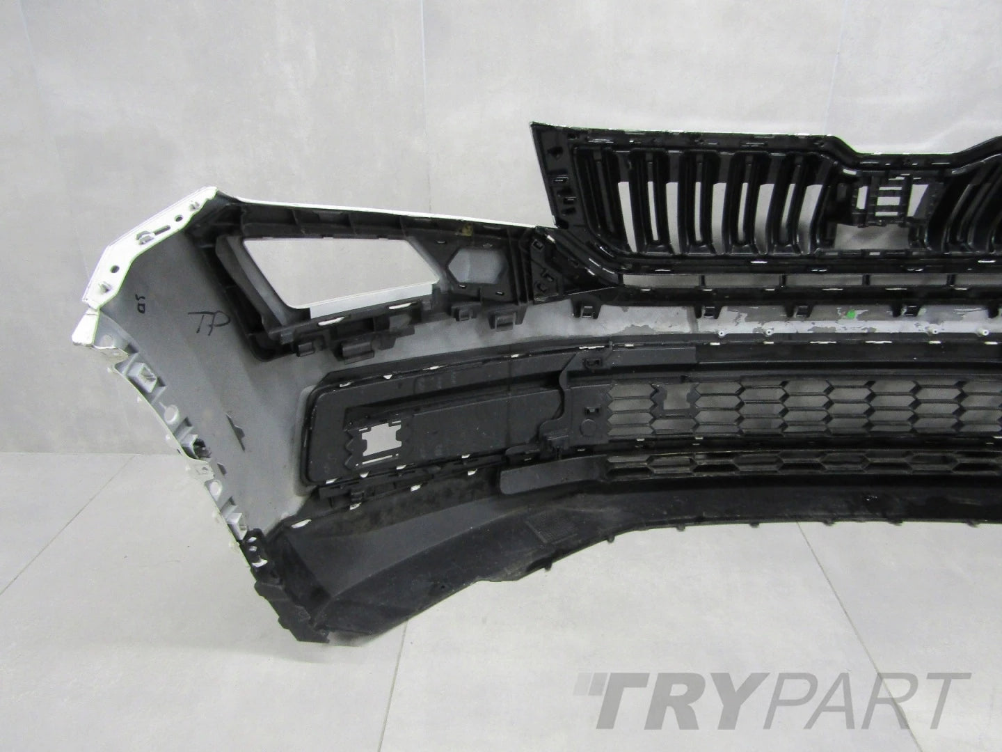Front Bumper for Skoda Kodiaq SCOUT 565 17-21