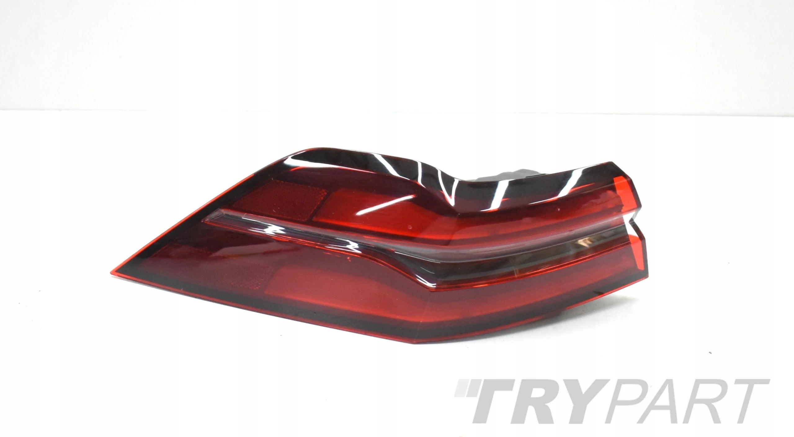 BMW V G60 LEFT REAR LED TAIL LIGHT EU ORG SEDAN