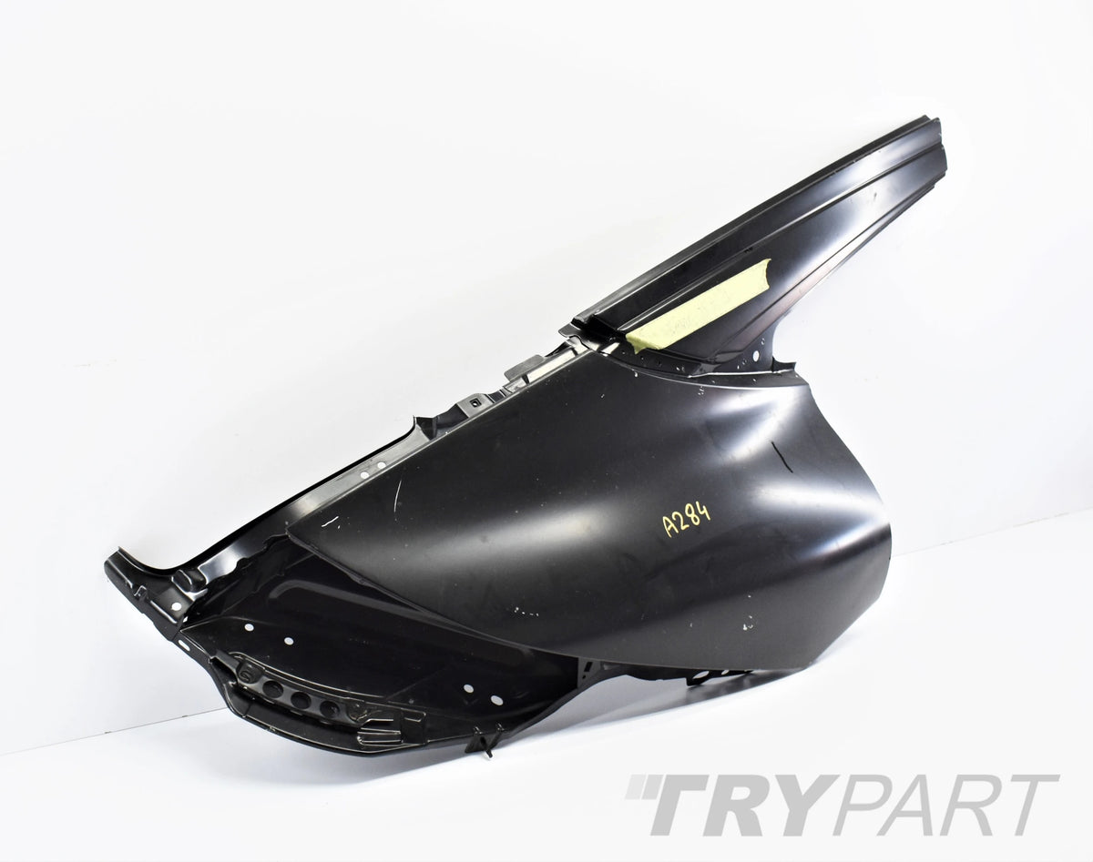 PORSCHE 911 997 TARGA RIGHT REAR FENDER HOUSING
