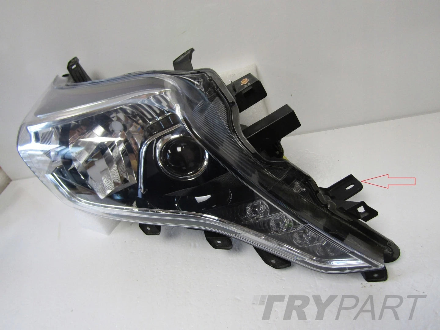 FRONT LAMP TOYOTA LAND CRUISER J150 LED 17- RH