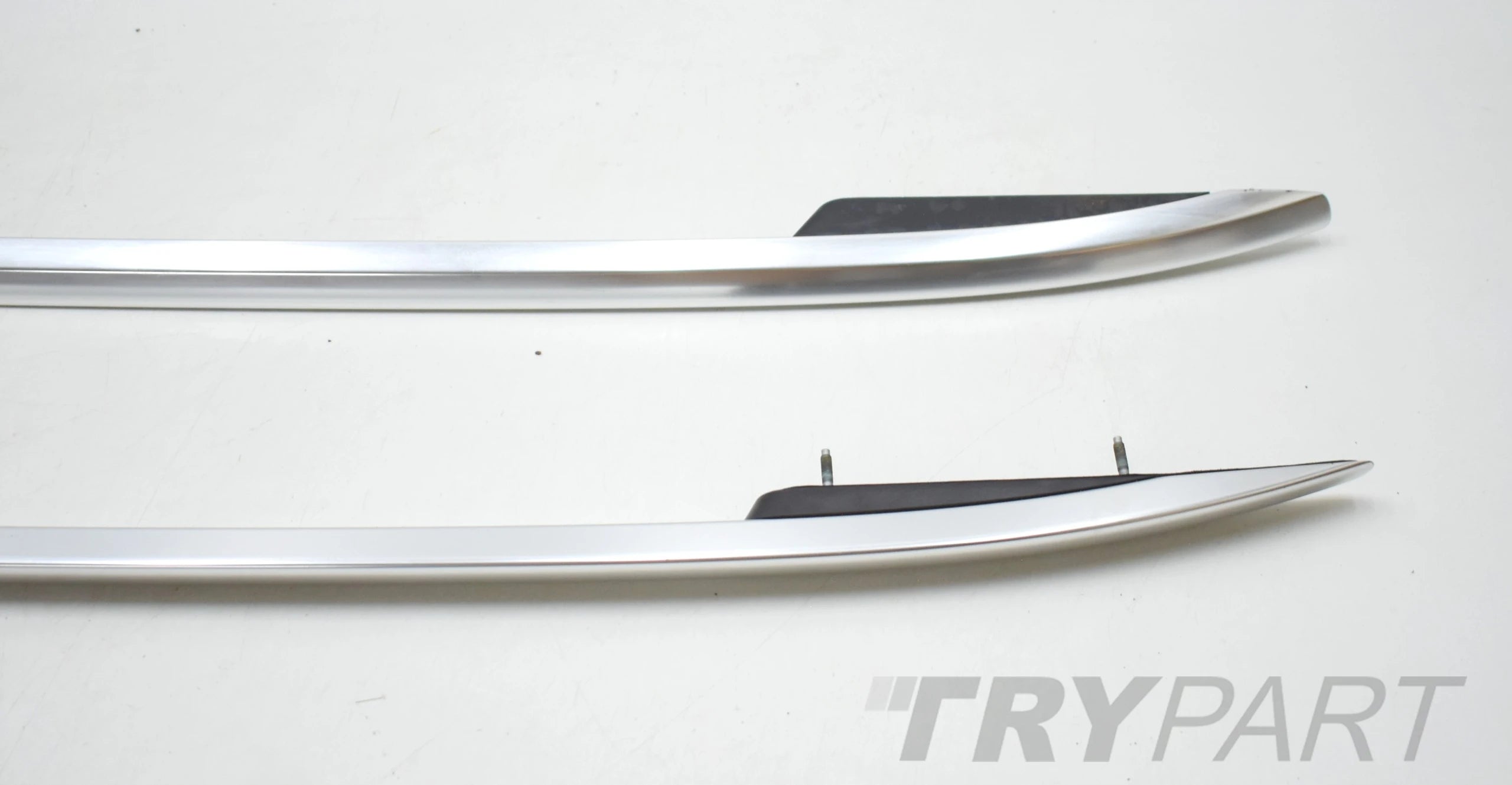 SKODA SUPERB III 3V 3V9 ROOF RACKS ORG 3V9860025