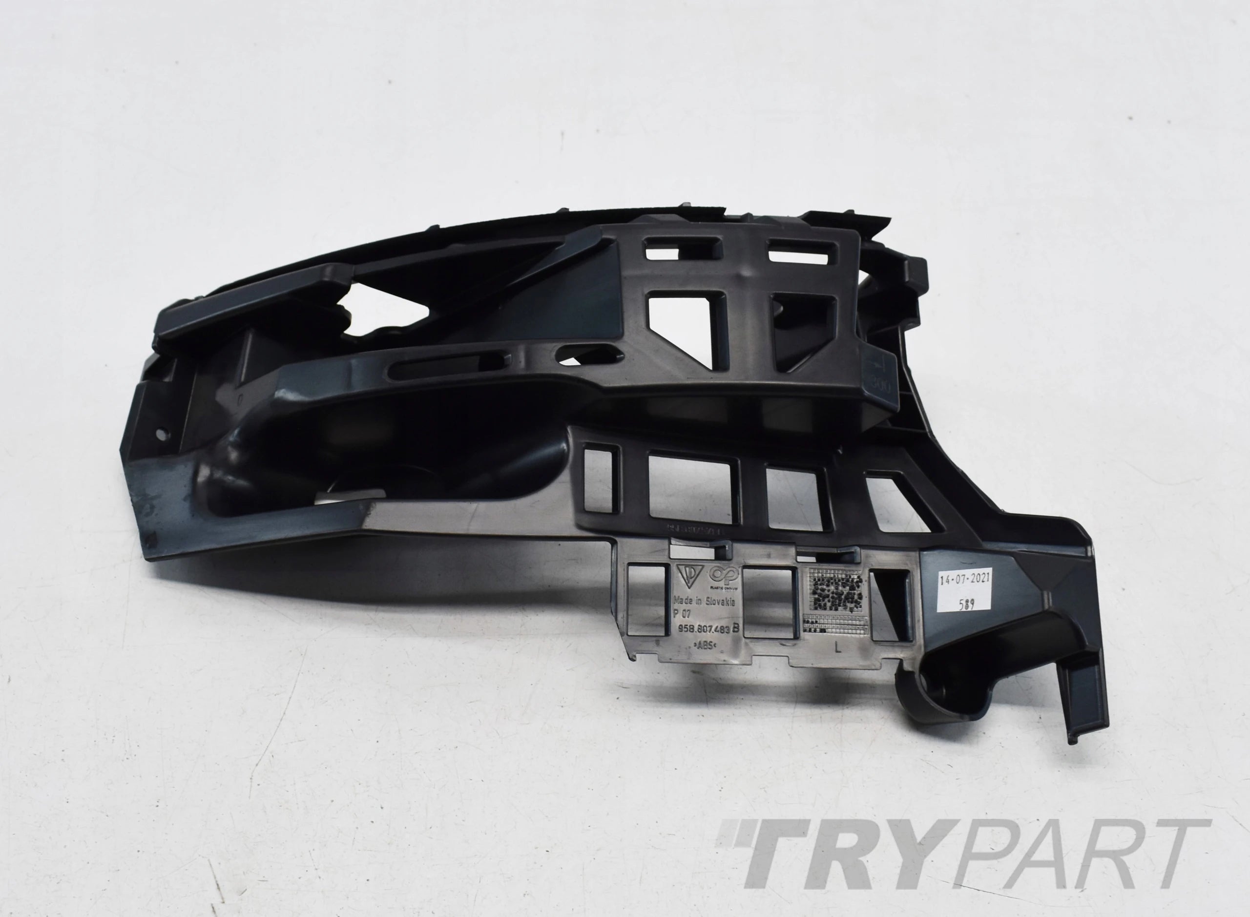 PORSCHE MACAN 95B REAR BUMPER SLIDE GUIDE NEW ORG